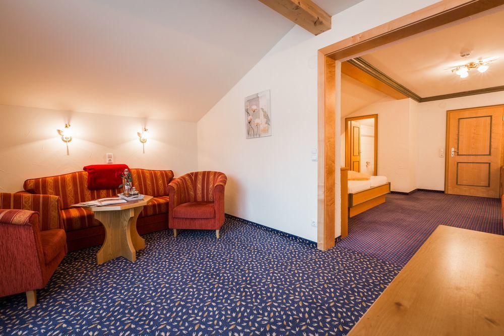 Haller's Posthotel Riezlern Eksteriør bilde
